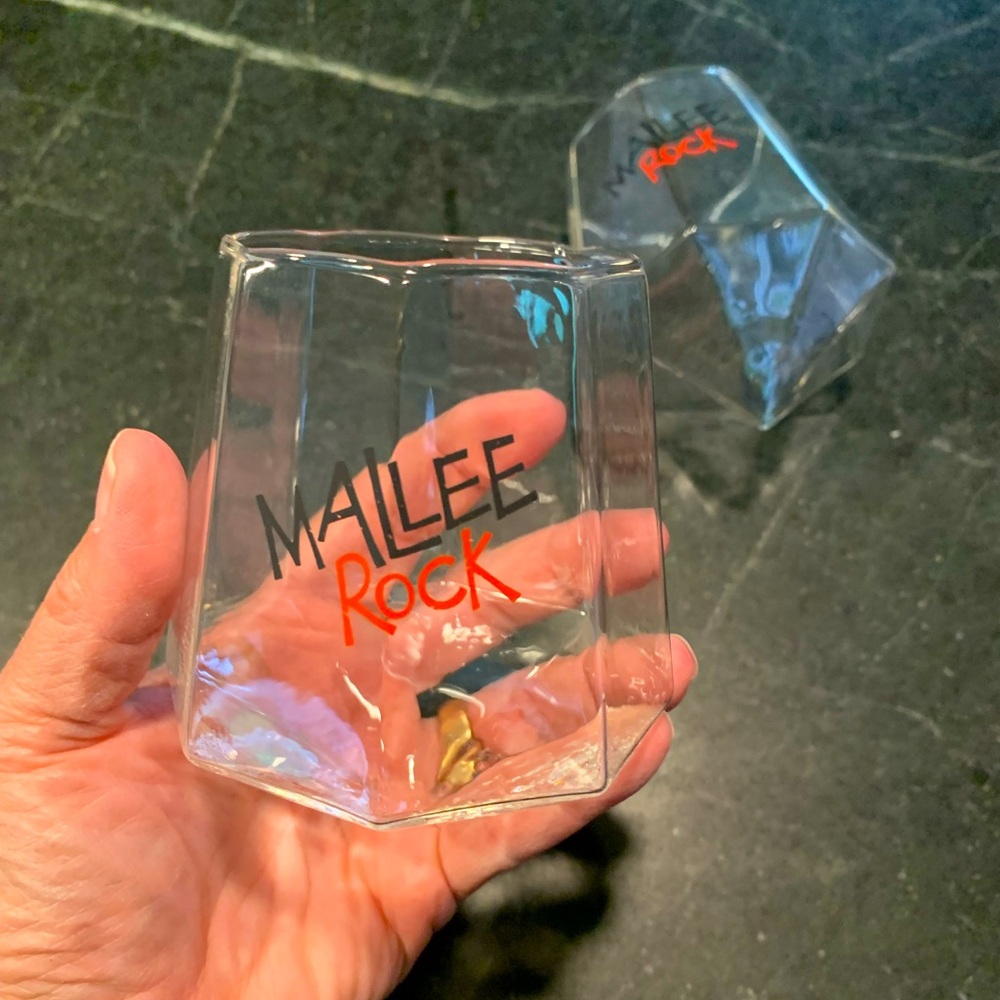 MALLE ROCK | Set of 2 | Stemless Diamond Shape Promotional Glasses